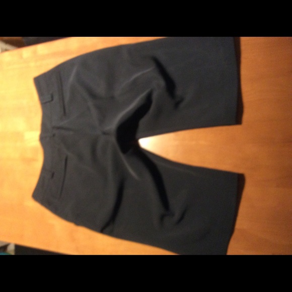 Aurea Golf Shorts - Picture 3 of 3